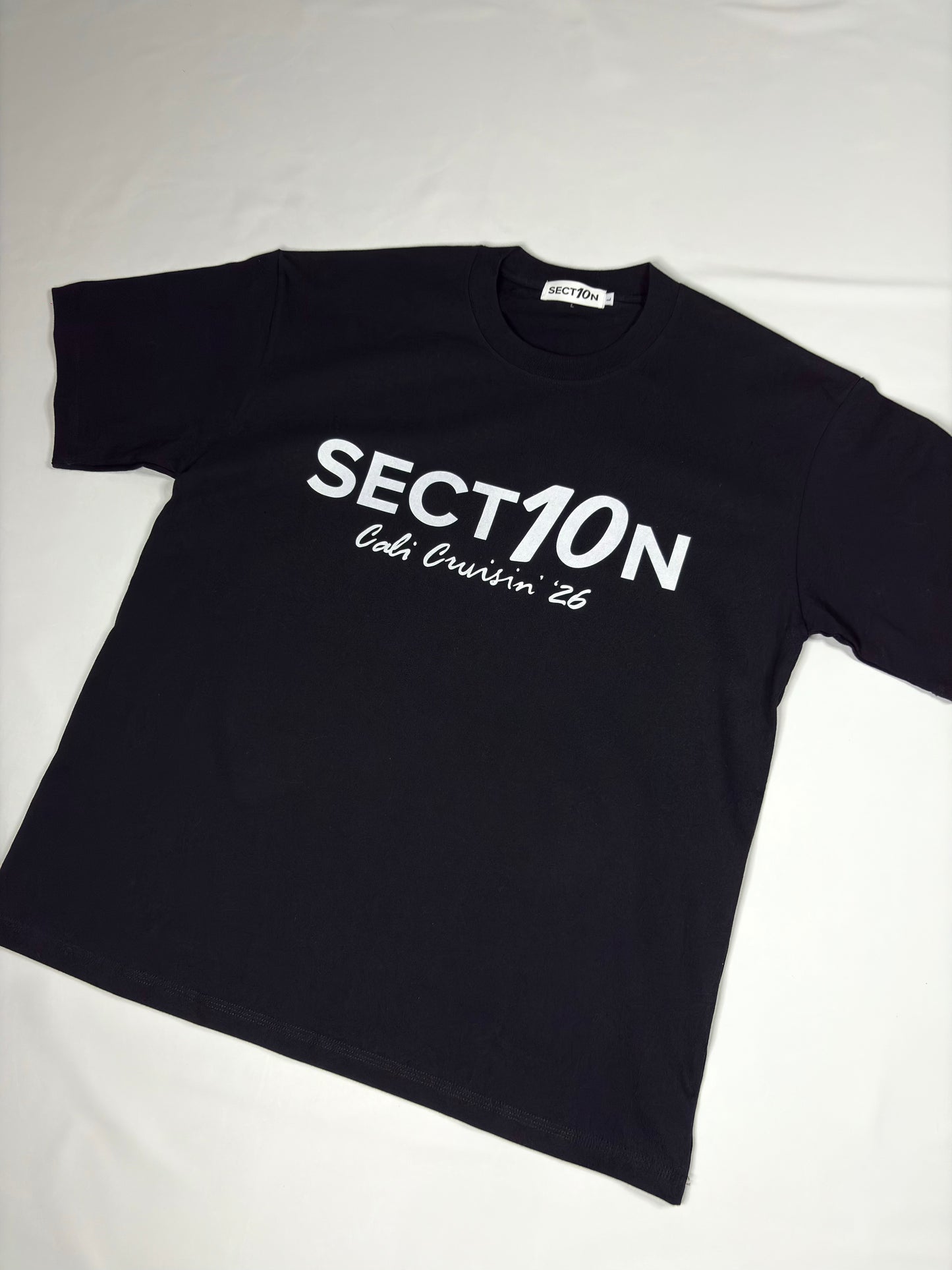 CLASSIC SECT10N TEE